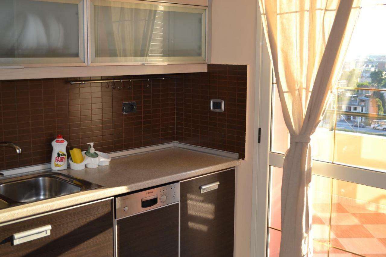 Penthouse 4 Bedrooms Apartment Влёра Экстерьер фото