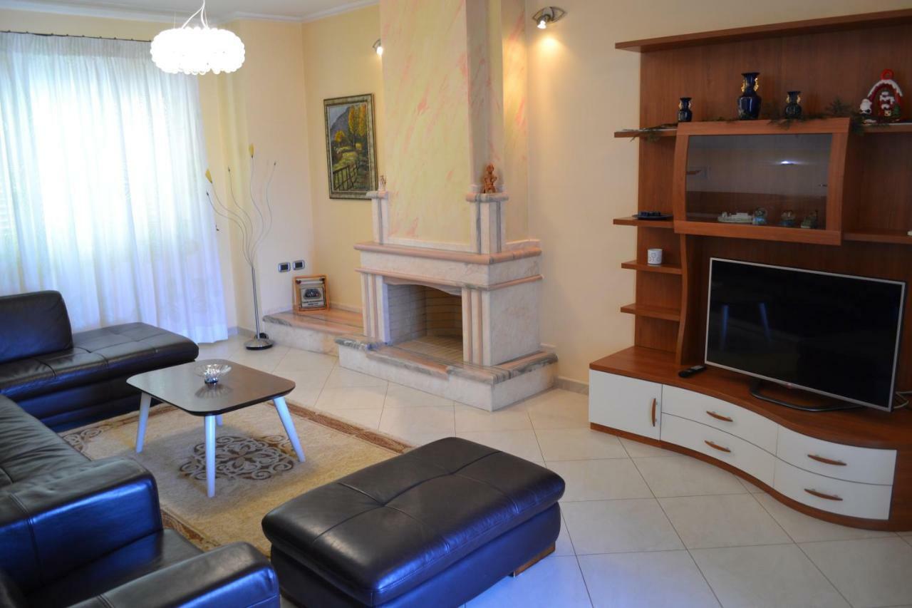 Penthouse 4 Bedrooms Apartment Влёра Экстерьер фото