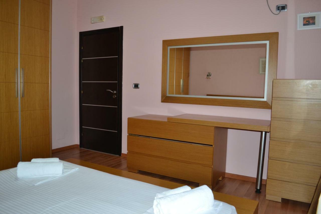 Penthouse 4 Bedrooms Apartment Влёра Экстерьер фото