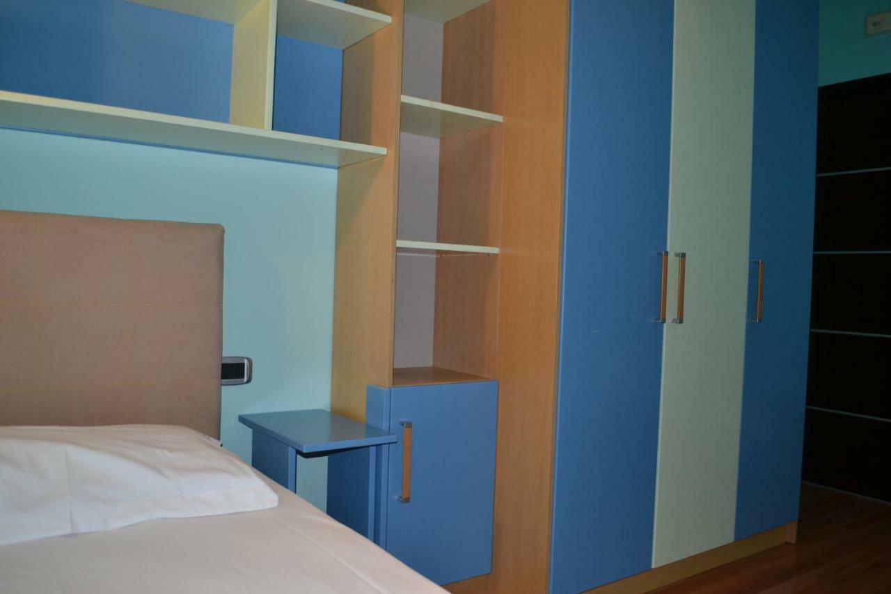 Penthouse 4 Bedrooms Apartment Влёра Экстерьер фото