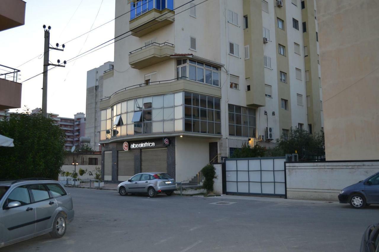 Penthouse 4 Bedrooms Apartment Влёра Экстерьер фото